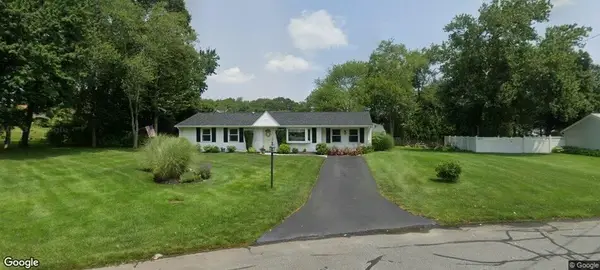 12 Samosett, Dartmouth, MA 02748