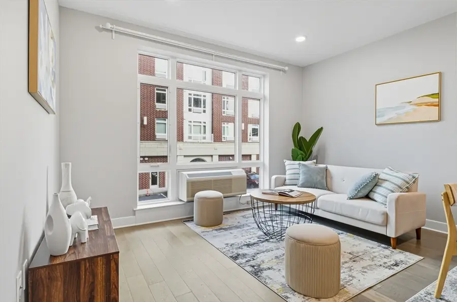 18 Cliveden St #201, Quincy, MA 02169 - #2