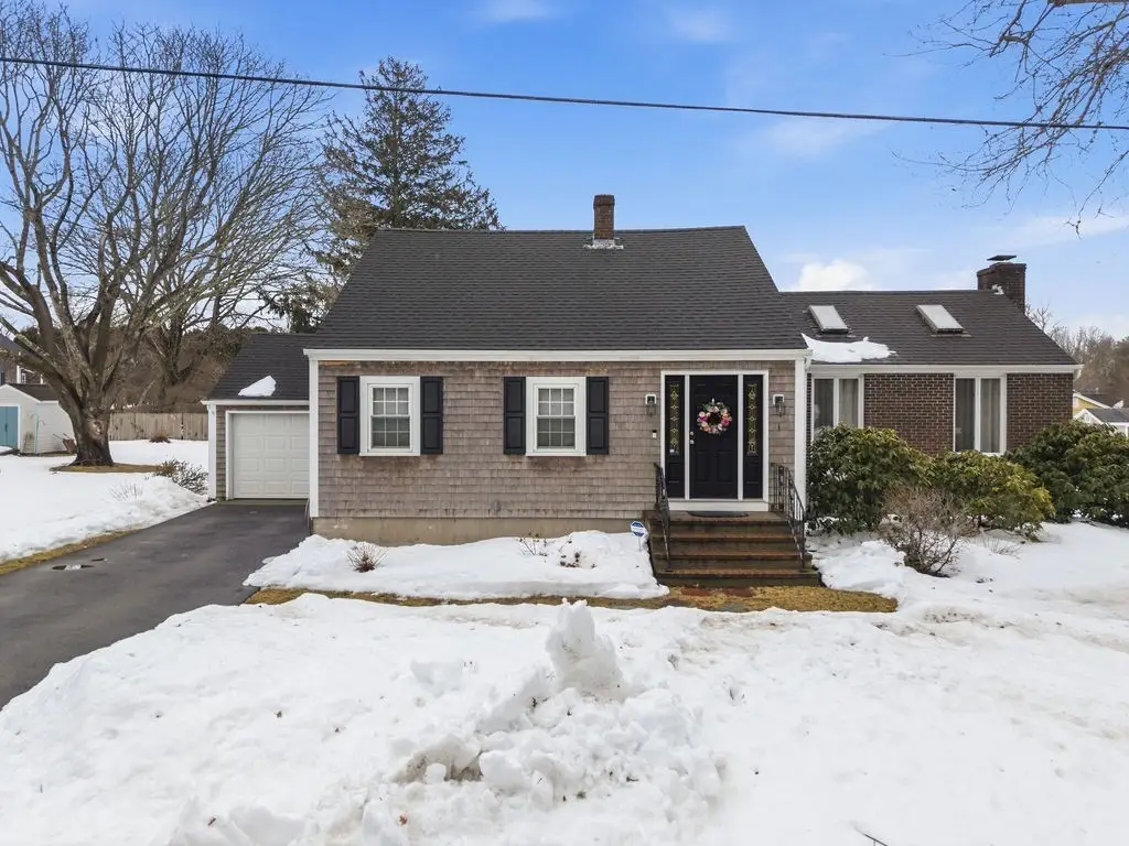 1 Newton St, Dartmouth, MA 02748 - #1