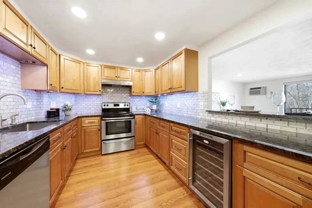 9 Broadway #217, Saugus, MA 01906 - #1