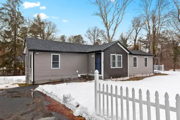 15 Florida Ave, Plymouth, MA 02360