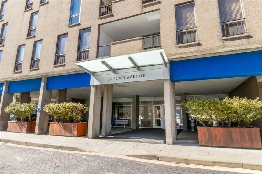 33 Pond Ave #1106, Brookline, MA 02445 - #2