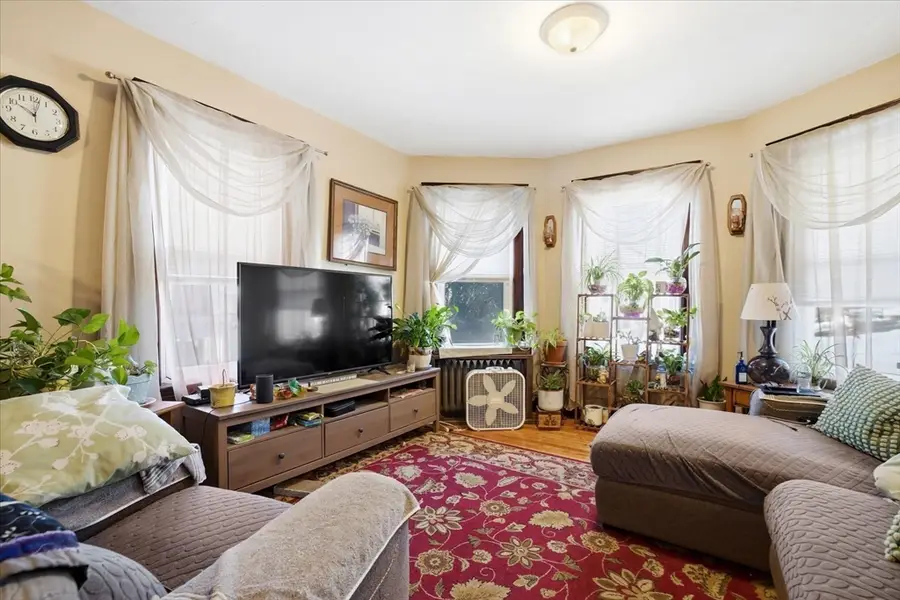 17 Euclid Ave, Worcester, MA 01610 - #3