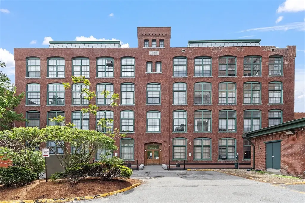 200 Market St #44B, Lowell, MA 01852 - #1