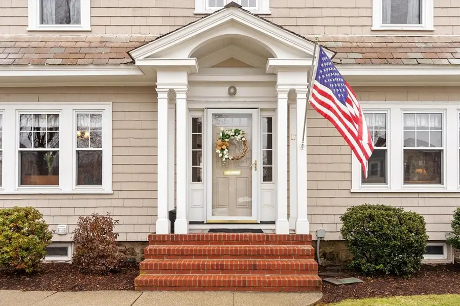 17 Carisbrooke St, Andover, MA 01810 - #3