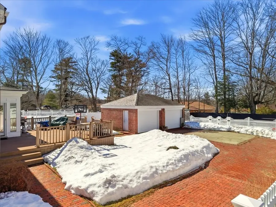 115 Davenport St, Taunton, MA 02780 - #3