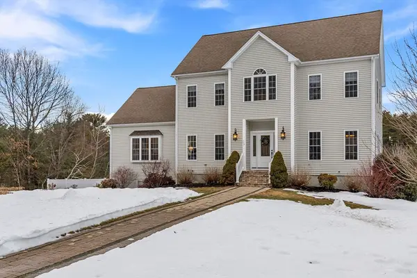 103 Prairie St, Northbridge, MA 01534