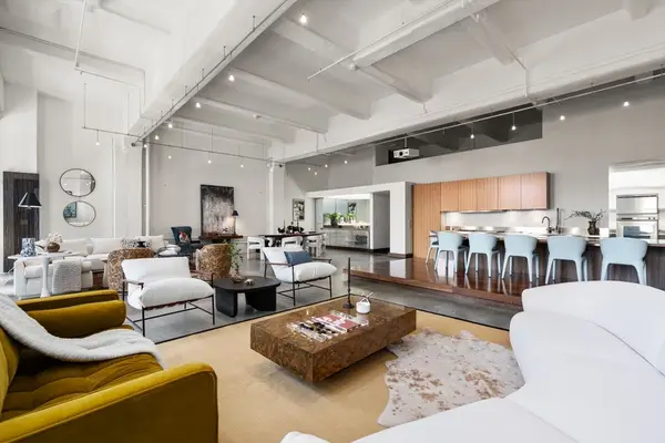 42 Chauncy Street #8A, Boston, MA 02111