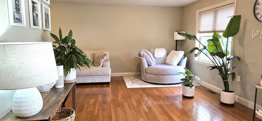 457 Tiffany St, Attleboro, MA 02703 - #3