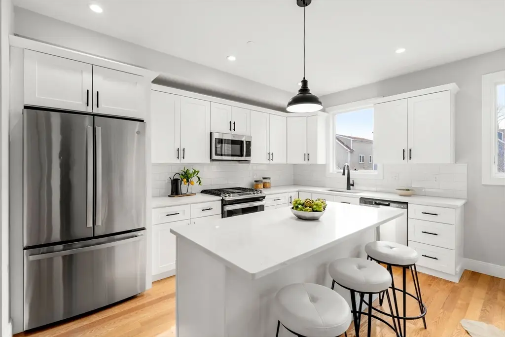 123-125 Centre St #TH4, Boston, MA 02124 - #1