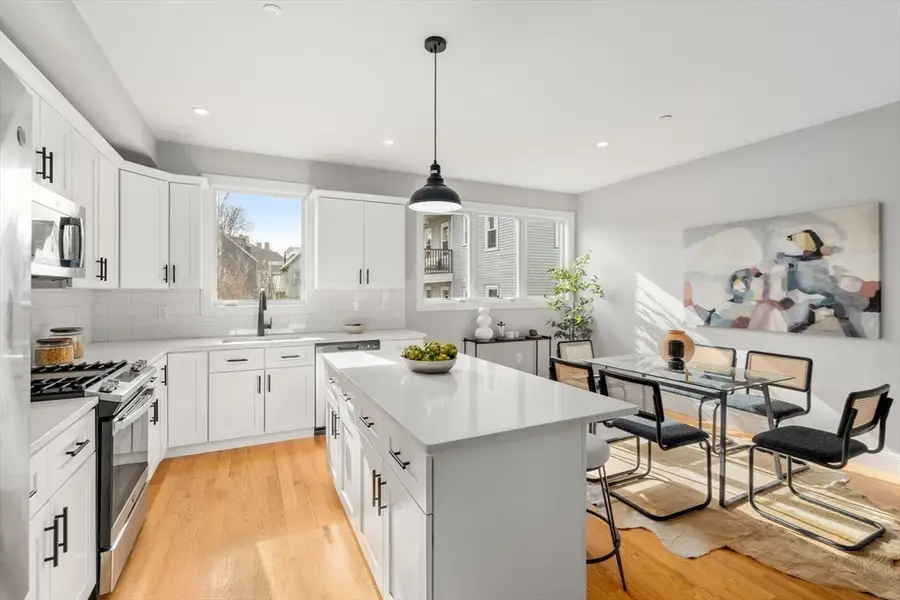 123-125 Centre St #TH4, Boston, MA 02124 - #3