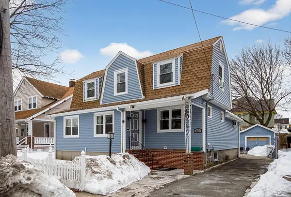 10 W Elm Ave, Quincy, MA 02170