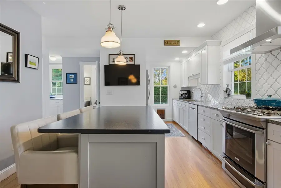 300 Greeley St, Clinton, MA 01510 - #2