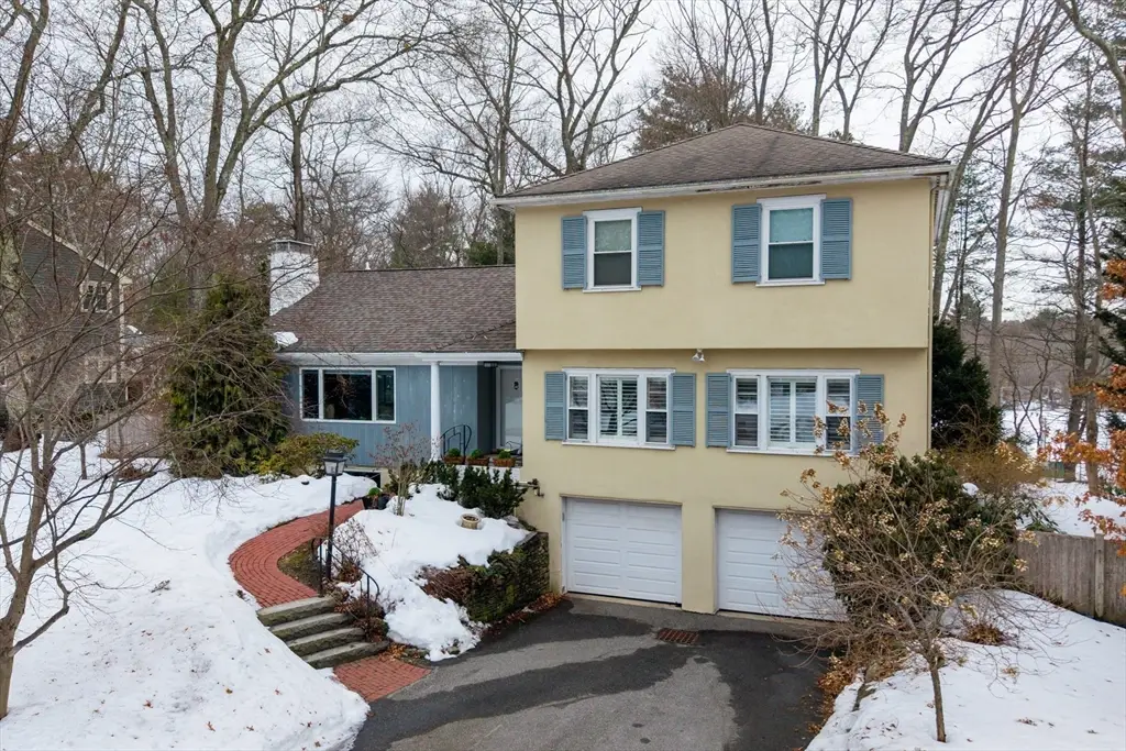 90 Elmwood Rd, Wellesley, MA 02481 - #1