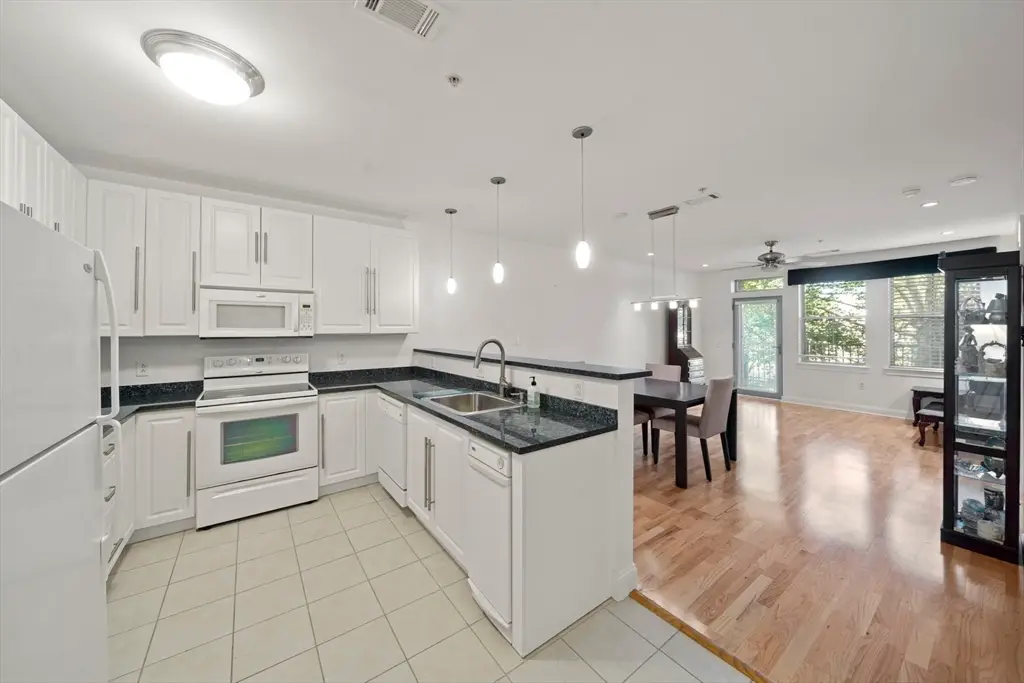 1-205 Harvest Drive #205, North Andover, MA 01845 - #1