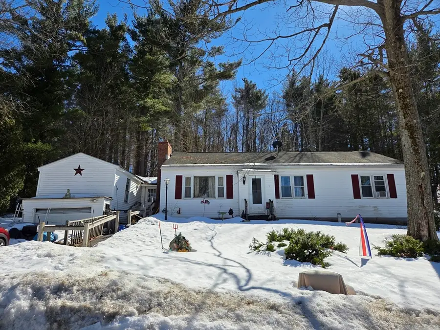 188 Blanchard Street, Gardner, MA 01440 - #3