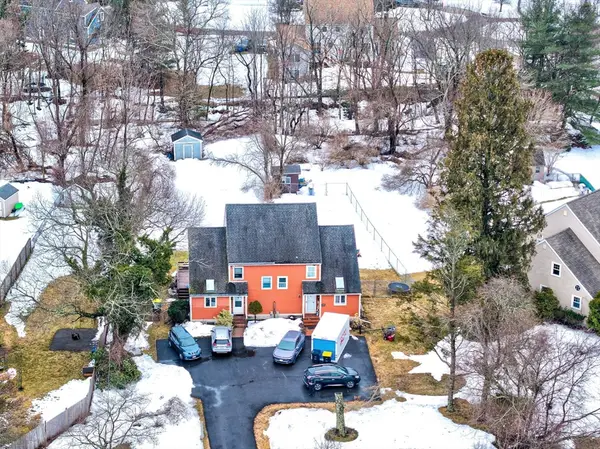 845 Plymouth St #845, Bridgewater, MA 02324