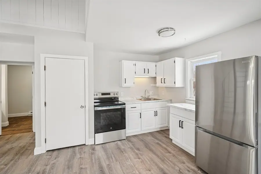 5 Grandview Ter, Sandown, NH 03873 - #3