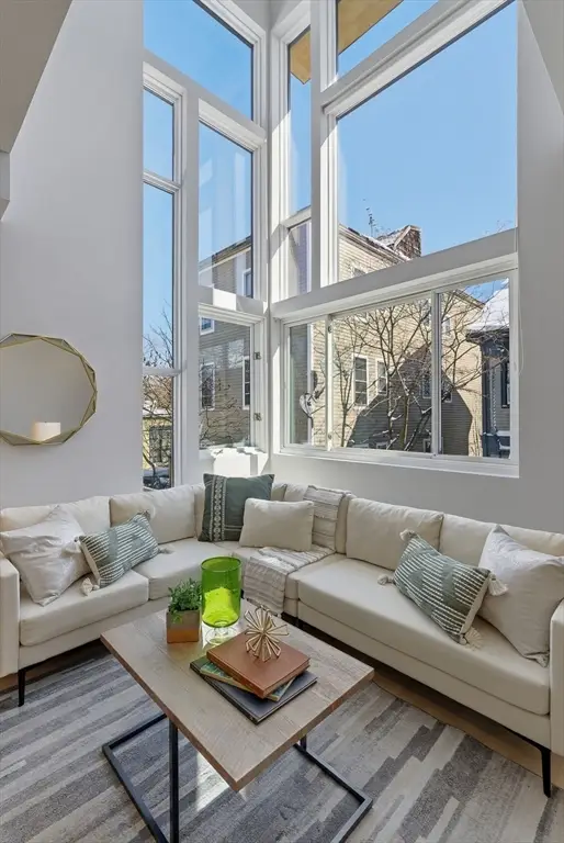 6 Valentine St #6, Cambridge, MA 02139 - #3