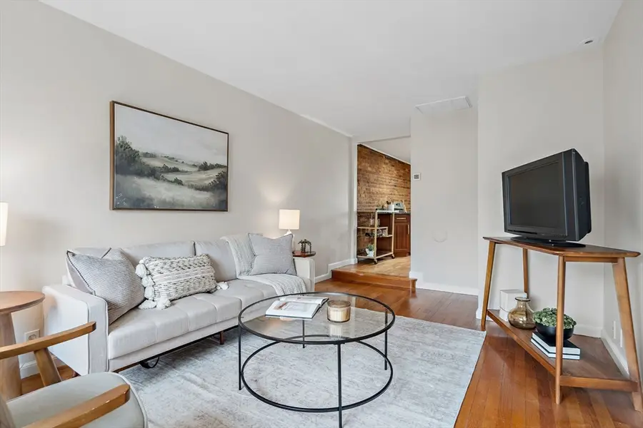 802 E 3rd St #3, Boston, MA 02127 - #2