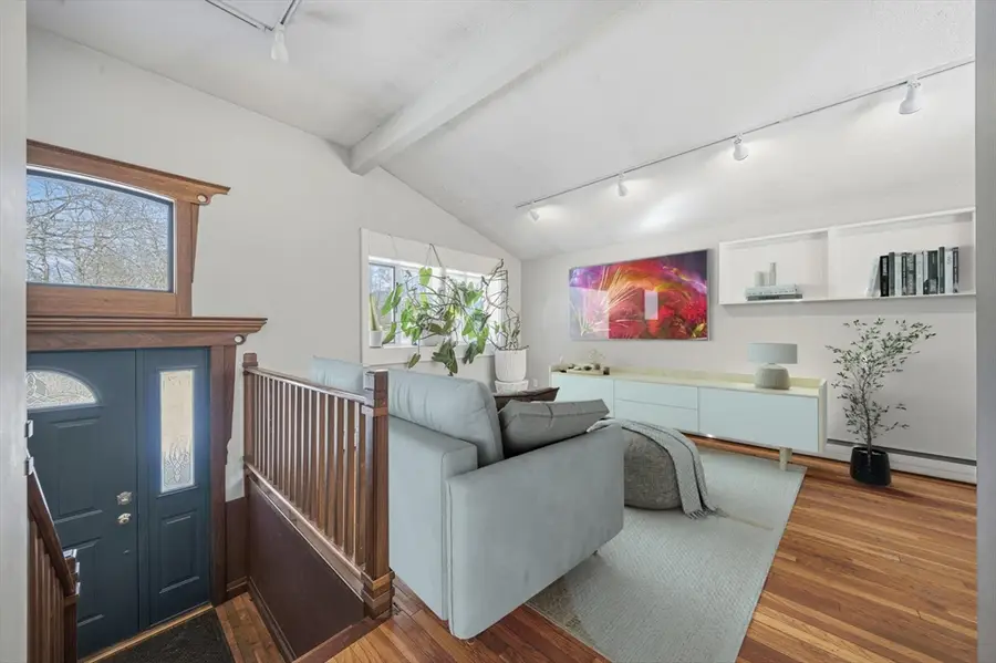 84 Winthrop St, Medway, MA 02053 - #2