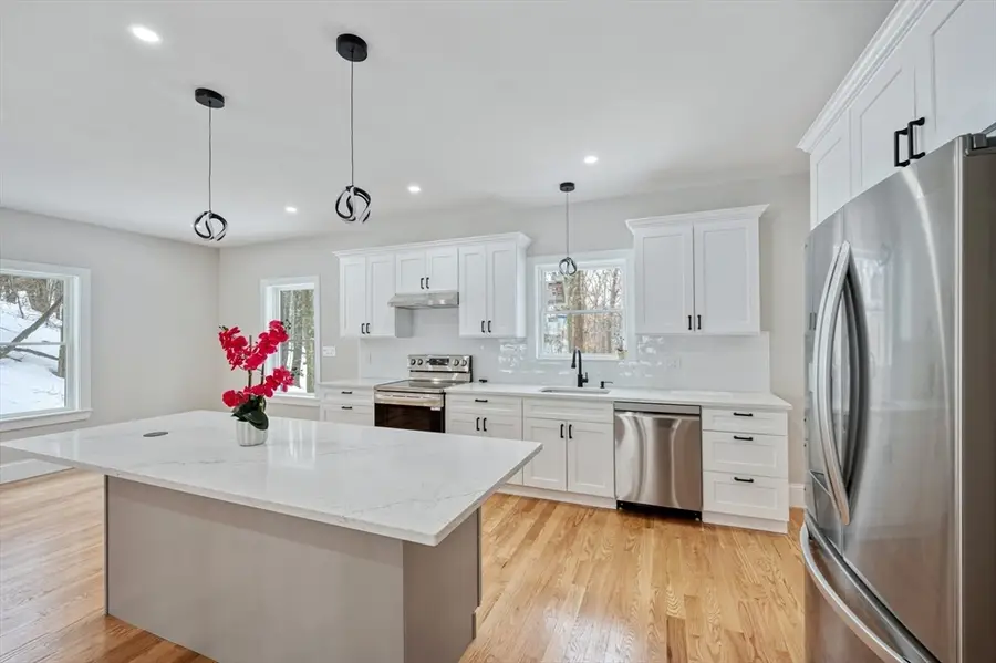 37 Dane Ave, Worcester, MA 01607 - #3