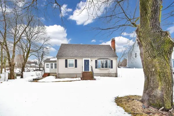 153 Colburn St, Dedham, MA 02026