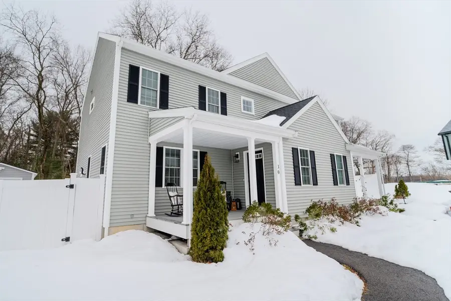 30 Oak Meadow Pl #30, Bridgewater, MA 02324 - #3