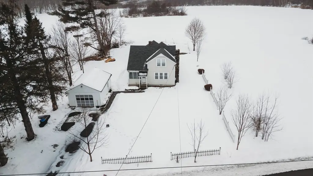 25 Barton Rd, Greenfield, MA 01301 - #1