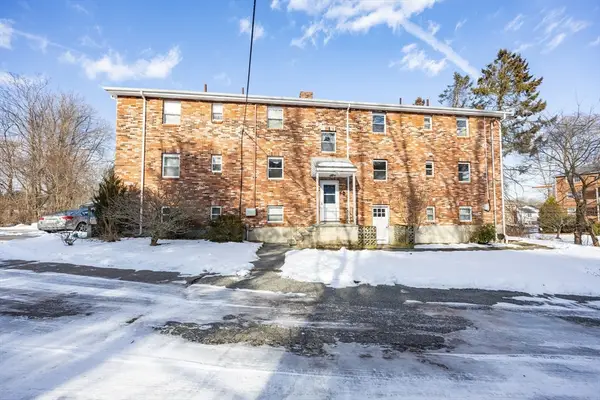 51 Burnap Rd #3, Holliston, MA 01746