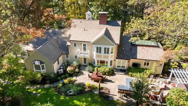 101 Draper Rd, Wayland, MA 01778