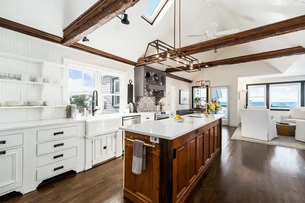 1030 Washington St, Gloucester, MA 01930