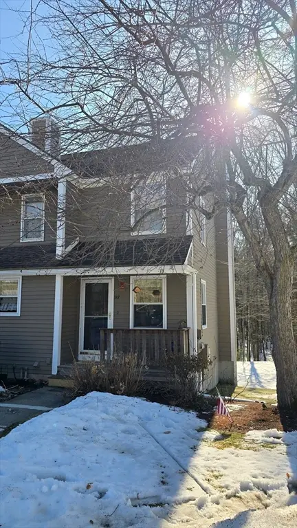 93 Pennacook Drive #93, Leominster, MA 01453