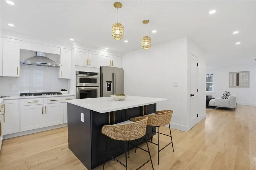 44 Lakeview Terrace, Waltham, MA 02451 - #2