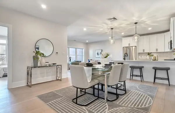 62 Foundry St #507, Wakefield, MA 01880