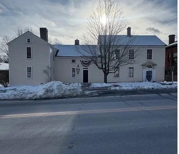 804 Main St, Ashby, MA 01431