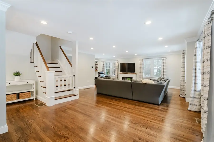 298 Main St, Norfolk, MA 02056 - #3