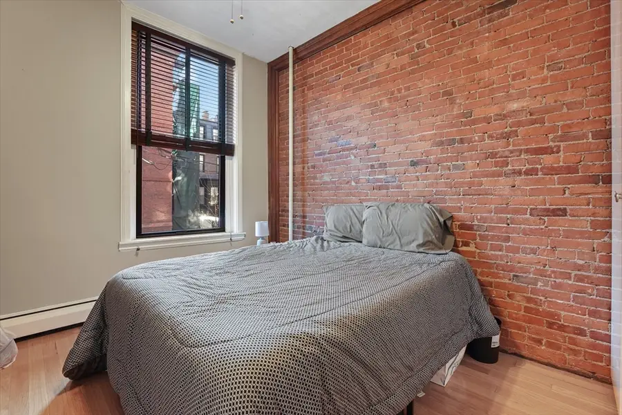 351 Beacon St #4, Boston, MA 02116 - #3