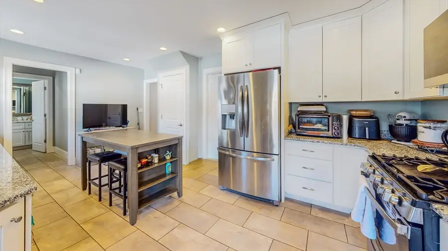 11-15 John St, Newton, MA 02459 - #3