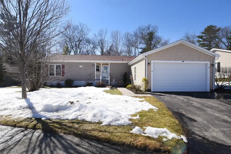 3 Leslie Court, Rockland, MA 02370 - #3