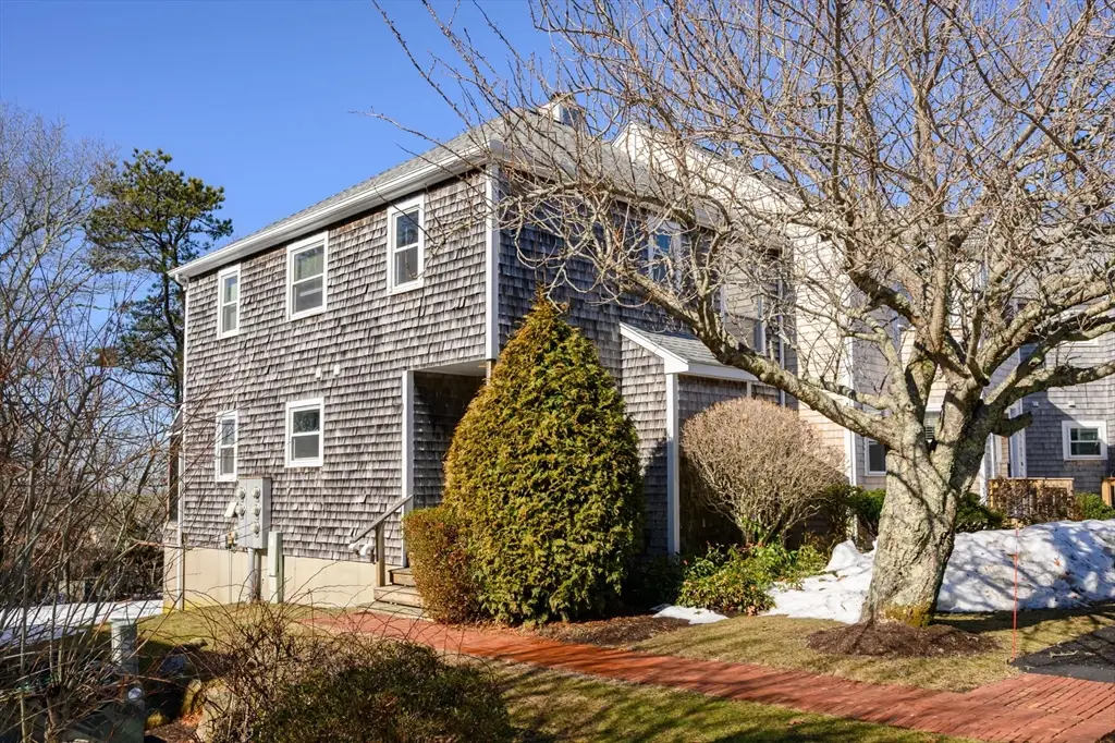 5 Harbor Hill Dr #5, Bourne, MA 02532 - #1