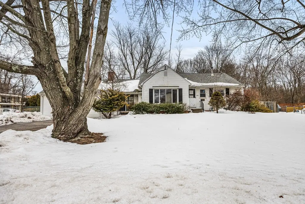 331 Dale Street, Chicopee, MA 01013 - #1