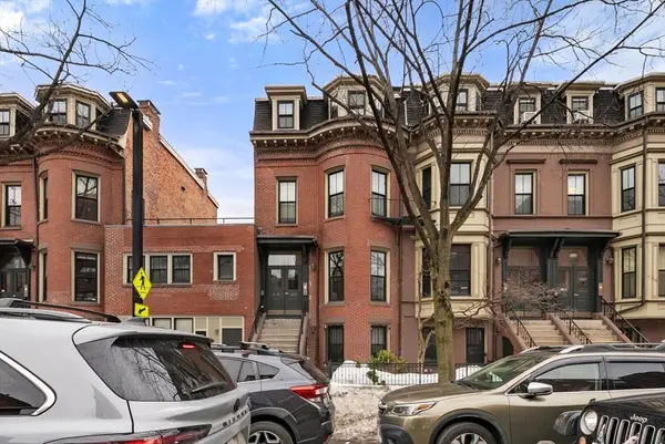 370 Columbus Ave #B, Boston, MA 02116