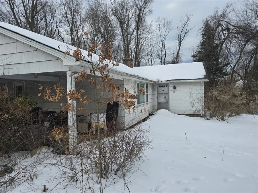 110 Mountain View Street, South Hadley, MA 01075 - #3