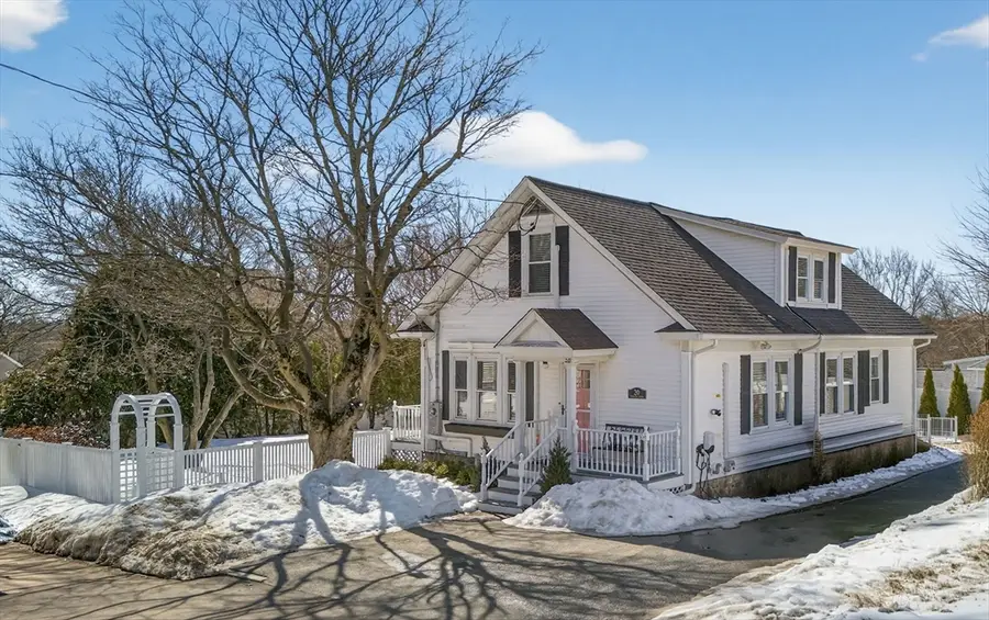 20 Pinehurst Ave, Methuen, MA 01844 - #3