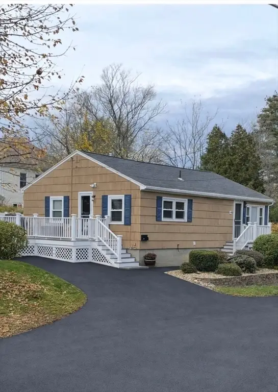 20 Woodcock Ave, Haverhill, MA 01832