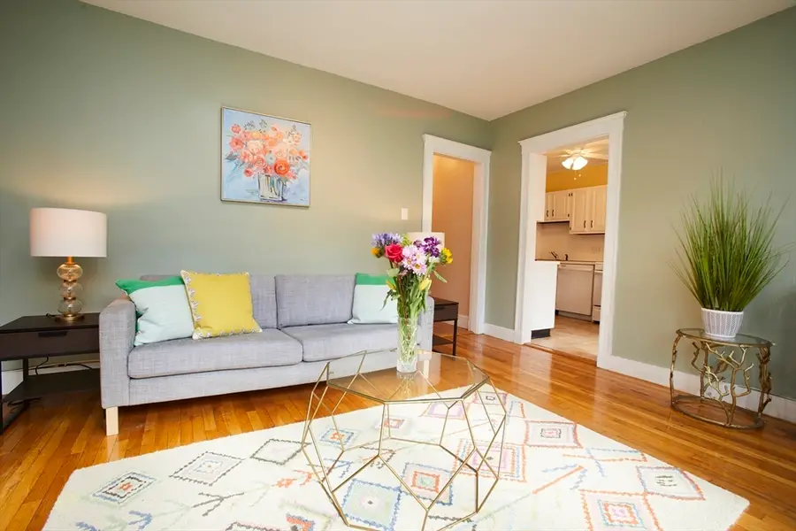 11 Vinal St #5, Boston, MA 02135 - #3