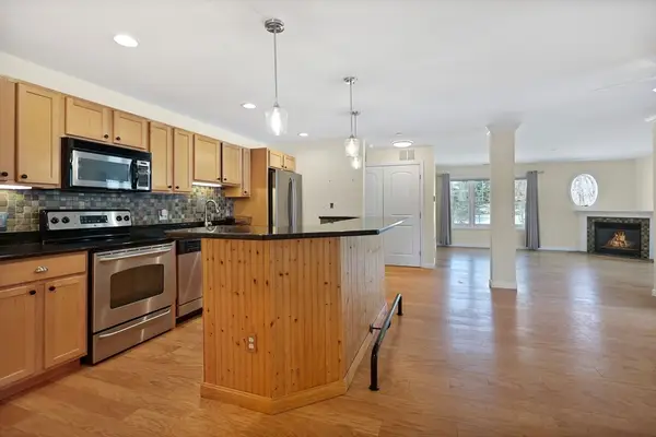 10 Westchester Drive #10, Haverhill, MA 01830