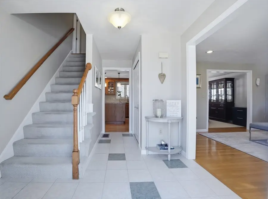 72 Skyline Drive, Franklin, MA 02038 - #3