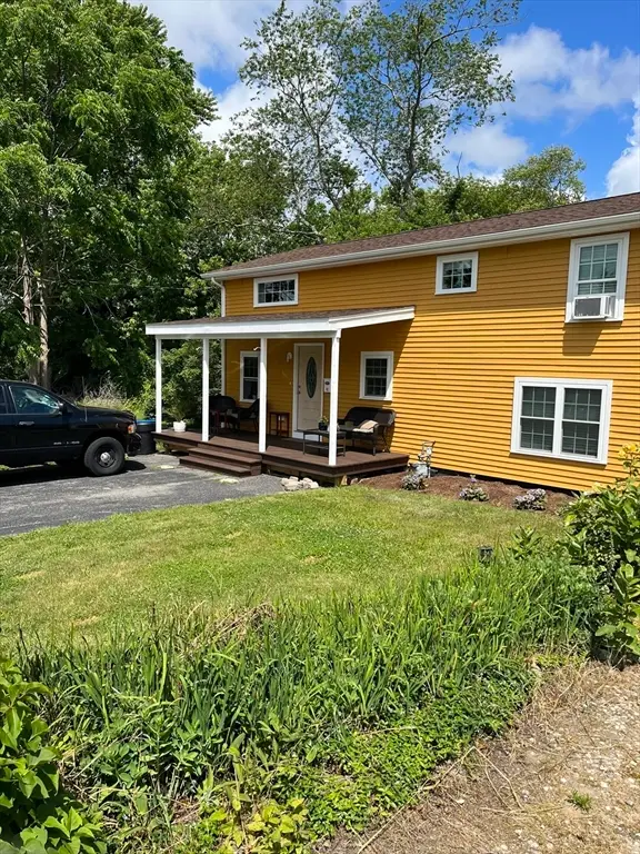 41 Jean St, Acushnet, MA 02743